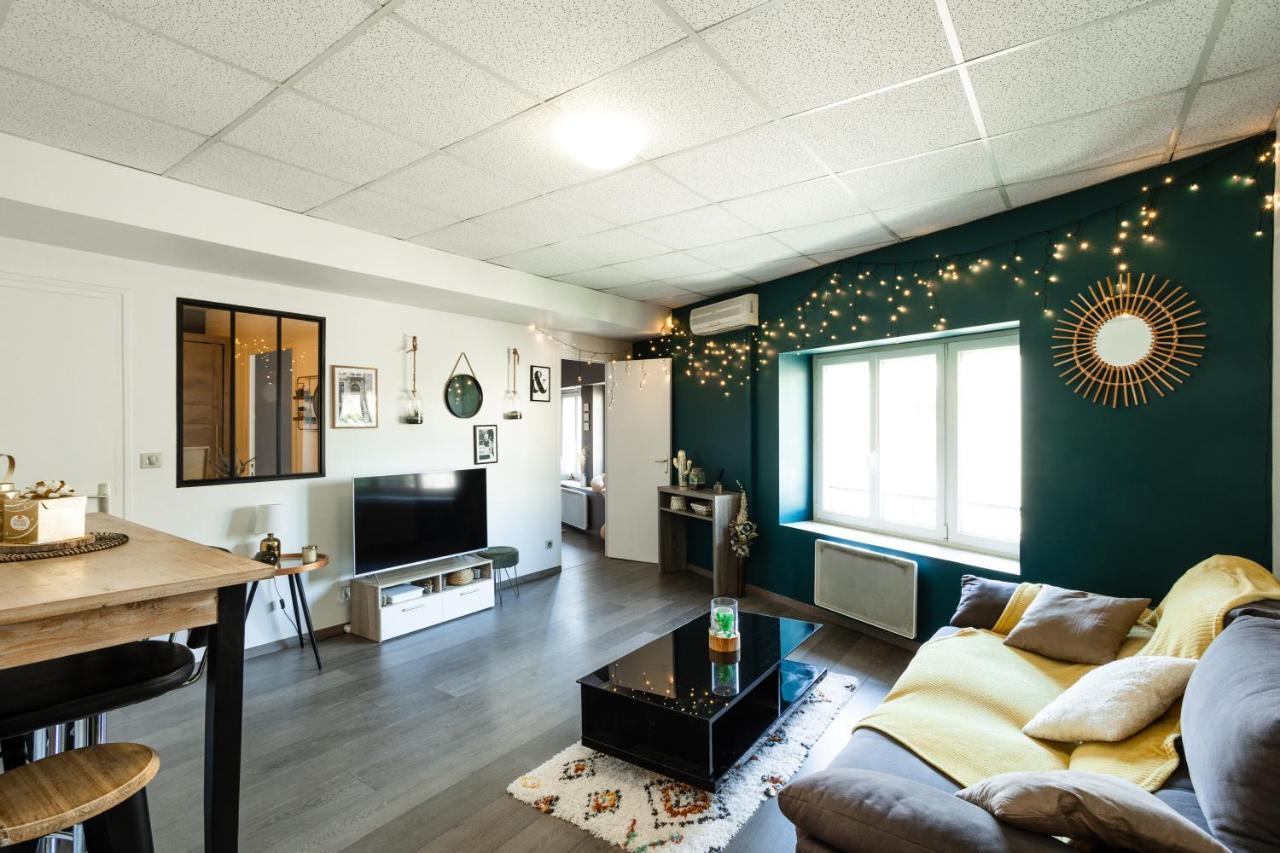 Charmant Logement Villefranche Bagian luar foto
